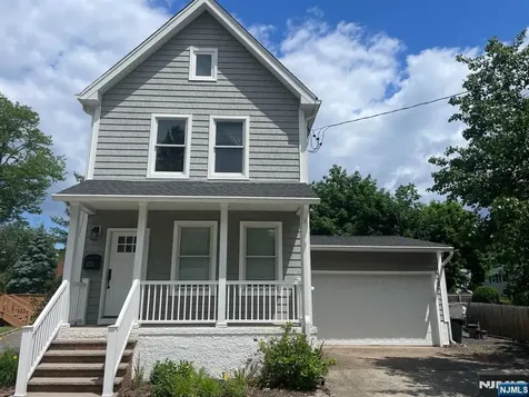 125 Center Street New Milford NJ 07646