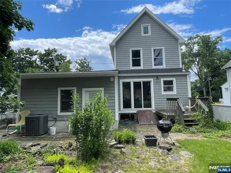 125 Center Street New Milford NJ 07646