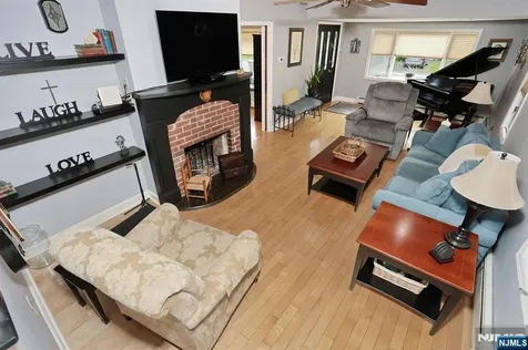 94 Smith Avenue Bergenfield NJ 07621