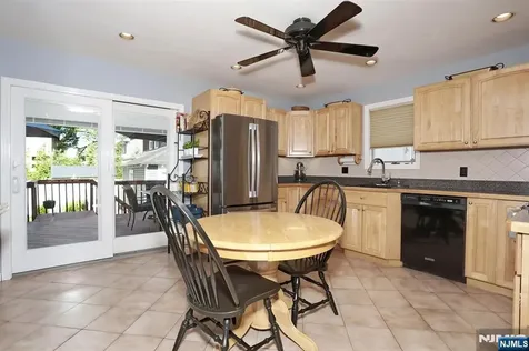 94 Smith Avenue Bergenfield NJ 07621