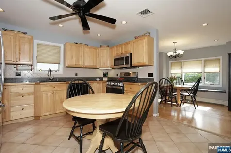 94 Smith Avenue Bergenfield NJ 07621