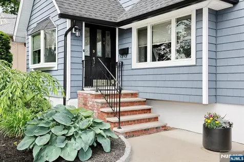 94 Smith Avenue Bergenfield NJ 07621