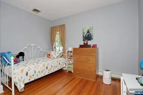 94 Smith Avenue Bergenfield NJ 07621