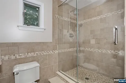 94 Smith Avenue Bergenfield NJ 07621