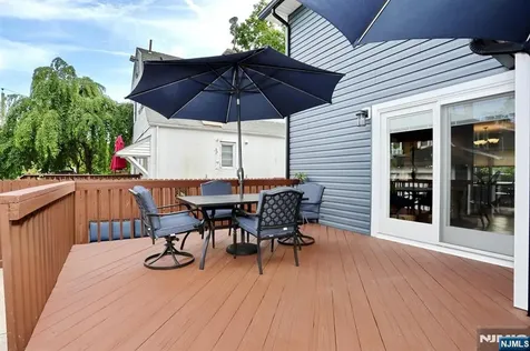94 Smith Avenue Bergenfield NJ 07621