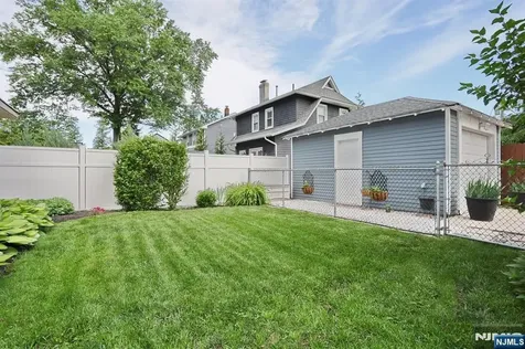 94 Smith Avenue Bergenfield NJ 07621