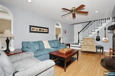 94 Smith Avenue Bergenfield NJ 07621