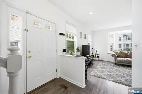 216 Barringer Nutley NJ 07110