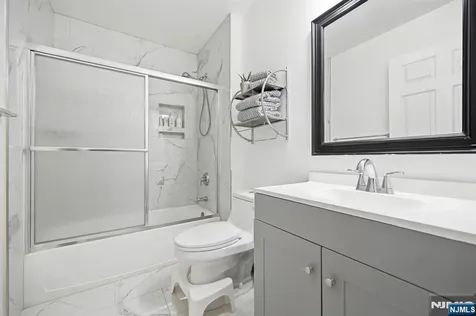 216 Barringer Nutley NJ 07110