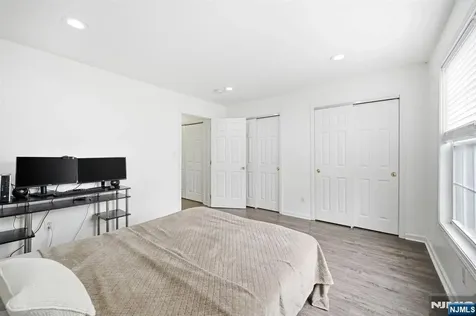 216 Barringer Nutley NJ 07110