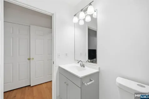 216 Barringer Nutley NJ 07110