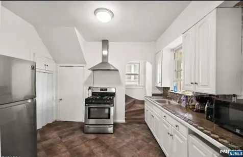 334 Brook Avenue Passaic NJ 07055