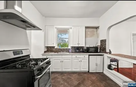 334 Brook Avenue Passaic NJ 07055
