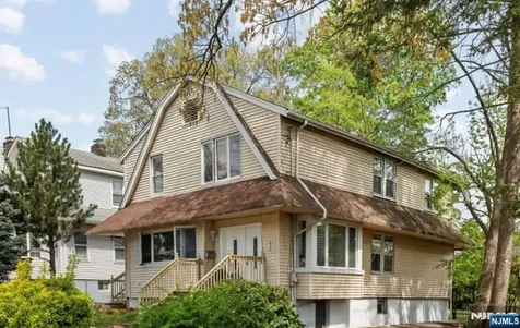 334 Brook Avenue Passaic NJ 07055