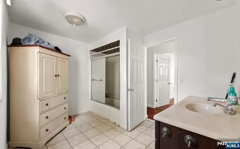 334 Brook Avenue Passaic NJ 07055