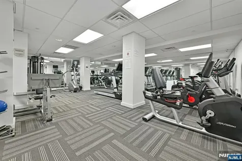 2200 N Central Road Fort Lee NJ 07024