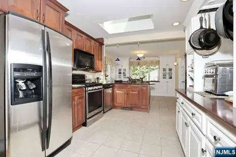 908 N Monroe Street Midland Park NJ 07450