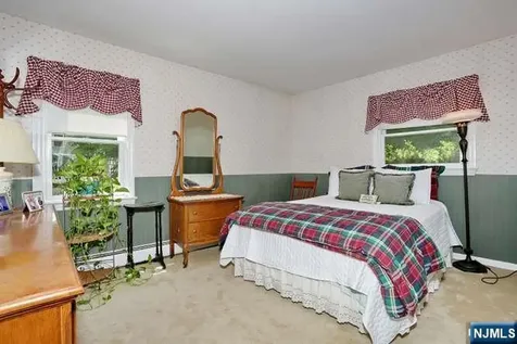 908 N Monroe Street Midland Park NJ 07450