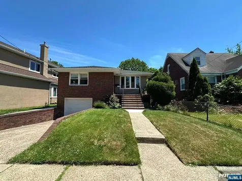 1018 Inwood Terrace Fort Lee NJ 07024