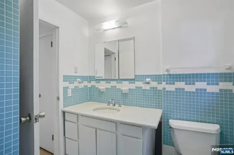 1018 Inwood Terrace Fort Lee NJ 07024