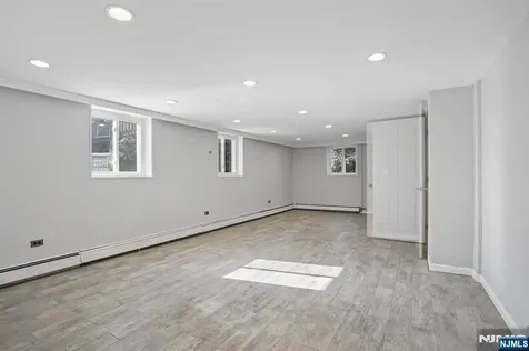 1018 Inwood Terrace Fort Lee NJ 07024