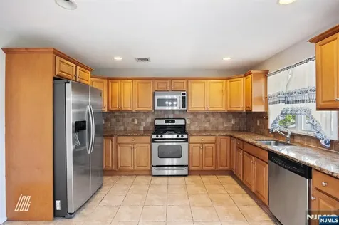 136A Fulton Avenue Fairview NJ 07022