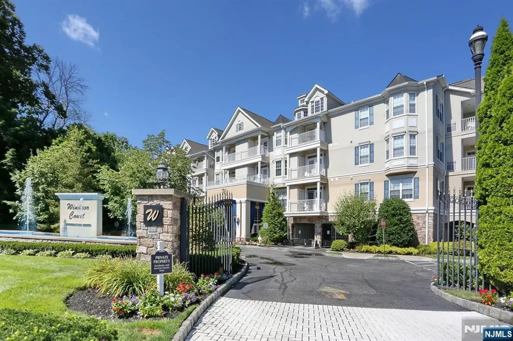 175 Rochelle Avenue Rochelle Park NJ 07662