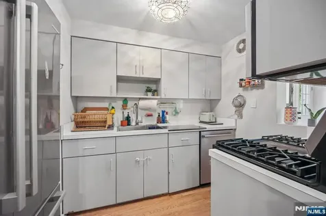 59 Delmar Avenue Cresskill NJ 07626