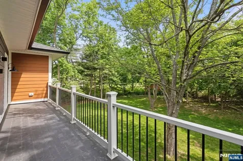 45 Riverview Terrace Mahwah NJ 07430