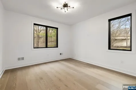 45 Riverview Terrace Mahwah NJ 07430