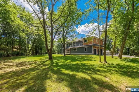 45 Riverview Terrace Mahwah NJ 07430