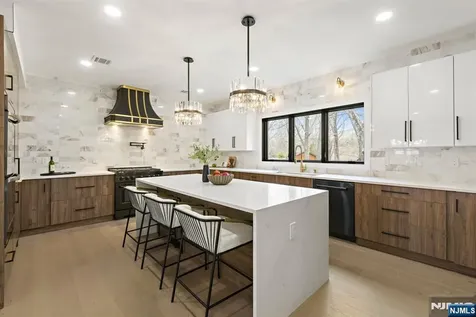 45 Riverview Terrace Mahwah NJ 07430