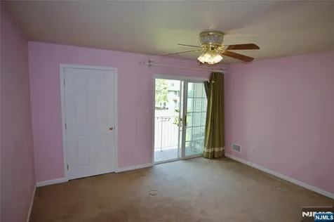 34 Chanda Court Clifton NJ 07012