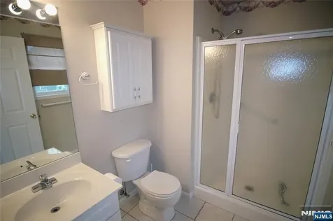 34 Chanda Court Clifton NJ 07012