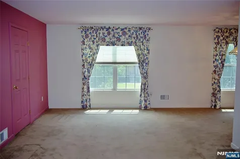 34 Chanda Court Clifton NJ 07012