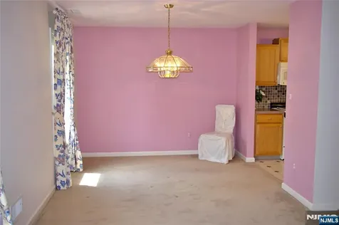34 Chanda Court Clifton NJ 07012