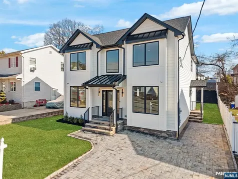 110 Platt Avenue Saddle Brook NJ 07663