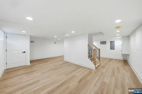 110 Platt Avenue Saddle Brook NJ 07663