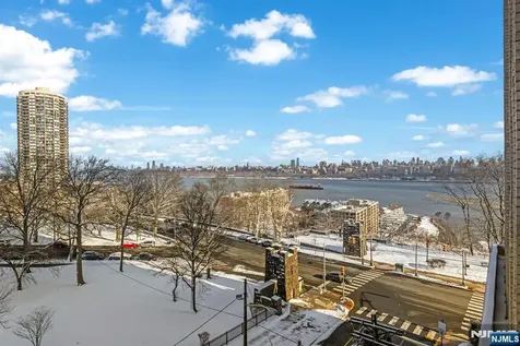 7855 Boulevard E North Bergen NJ 07047