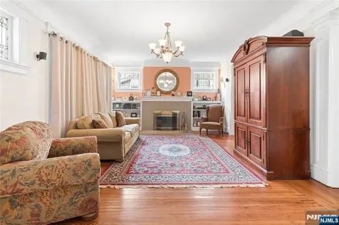 276 32nd Street Paterson NJ 07504