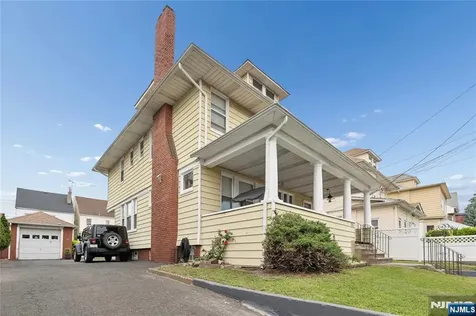 276 32nd Street Paterson NJ 07504