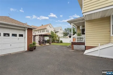 276 32nd Street Paterson NJ 07504
