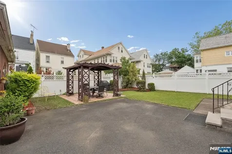 276 32nd Street Paterson NJ 07504