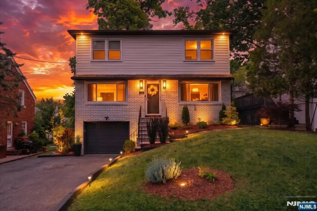 11 Nottingham West Orange NJ 07052