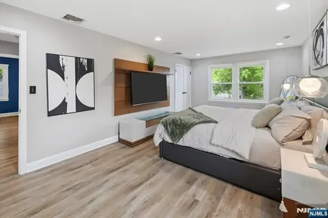 11 Nottingham West Orange NJ 07052