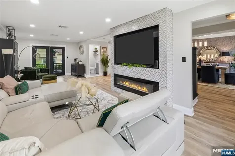 11 Nottingham West Orange NJ 07052