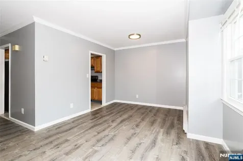 190 Park Street East Orange NJ 07017