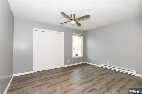 190 Park Street East Orange NJ 07017