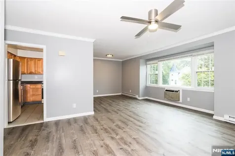 190 Park Street East Orange NJ 07017