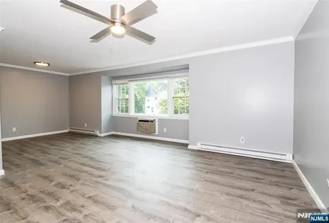 190 Park Street East Orange NJ 07017